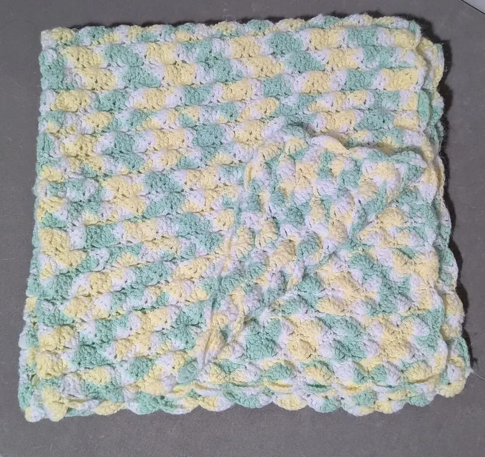 Vtg Handmade Crochet Baby Afghan Blanket 31x28 Shell Stitch Mint Yellow White
